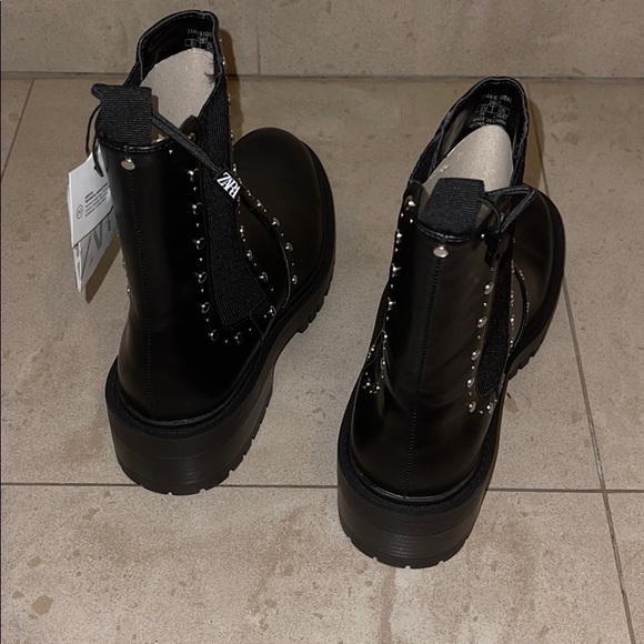 Zara trended low heel studed ankle boots - Picture 8 of 8